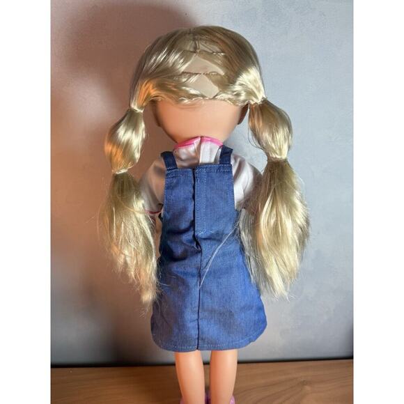 Call Me Chloe Interactive 18 Inch Talking Doll With Phone 30+ Phrases Works! - Picture 7 of 12
